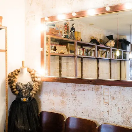 Pars Teatro Hostel (Adults Only)-3